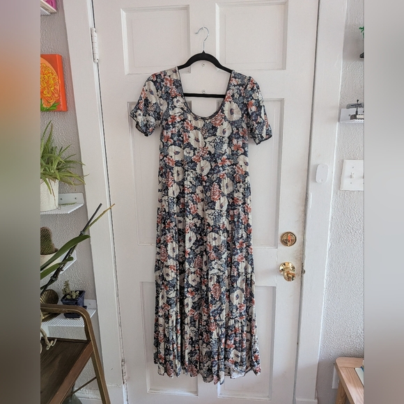 Natural Life Scoop Neck With Floral Blue Maxi Dress With Trim Detail - Picture 2 of 3